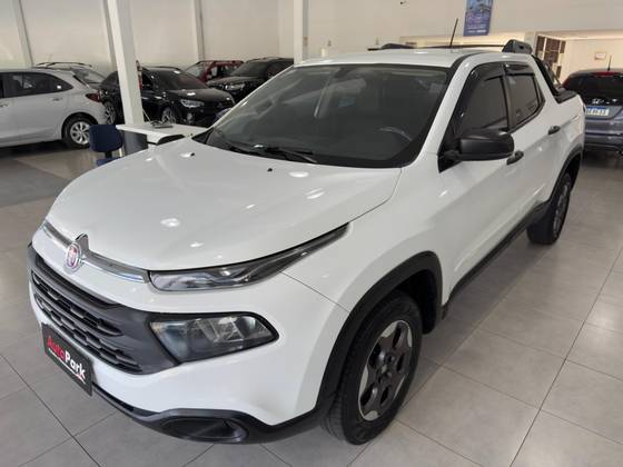 FIAT TORO 2.4 16V MULTIAIR FLEX FREEDOM AT9 FIAT TORO 2.4 16V MULTIAIR FLEX FREEDOM AT9